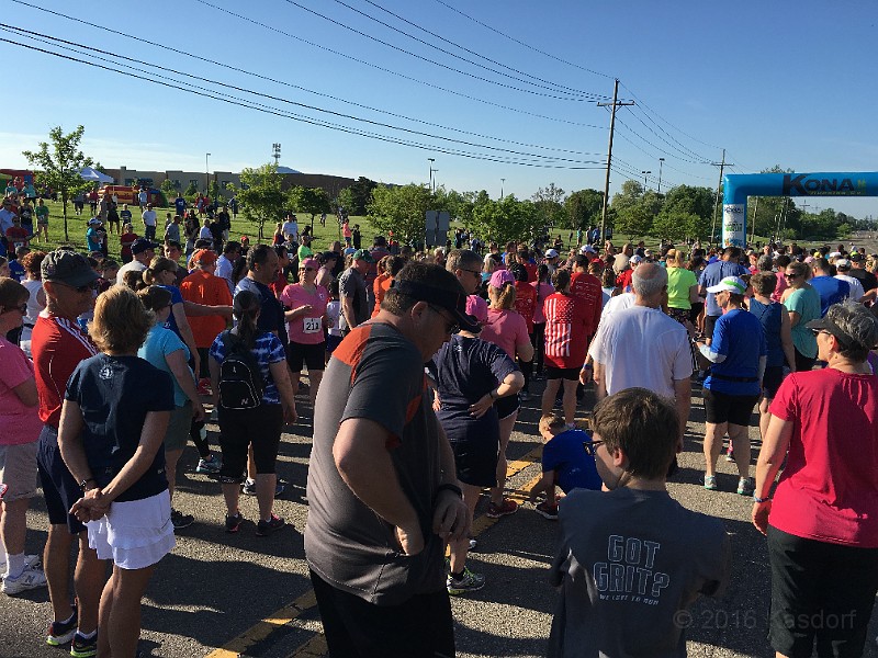2016-05 Novi Memorial Day 5K 068.JPG - 2016 Novi Memorial Day 5K